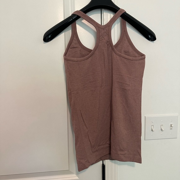 Lululemon Y Back Tank Top - Picture 3 of 6